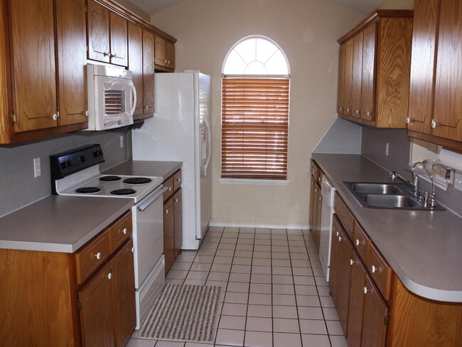6107 14th St in Lubbock, TX - Building Photo - Building Photo