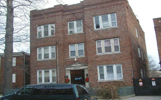 127-129 Grafton Ave Apartments