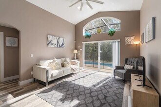 140 Madiera Beach Blvd in Kissimmee, FL - Building Photo - Building Photo