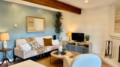 106 Stanford Way in Sausalito, CA - Building Photo - Building Photo