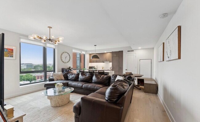 1211 Van St SE, Unit 913 in Washington, DC - Foto de edificio - Building Photo