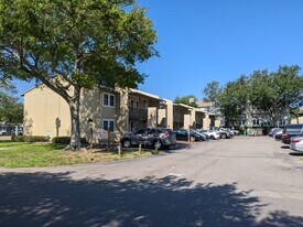 527 S Lincoln Ave, Unit 527 S.Lincoln Ave in Tampa, FL - Building Photo