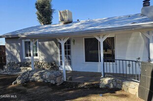 12509 Ave V-10 in Pearblossom, CA - Building Photo