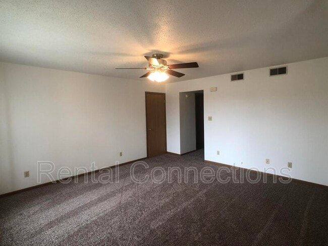 500 E College St in Energy, IL - Building Photo - Building Photo