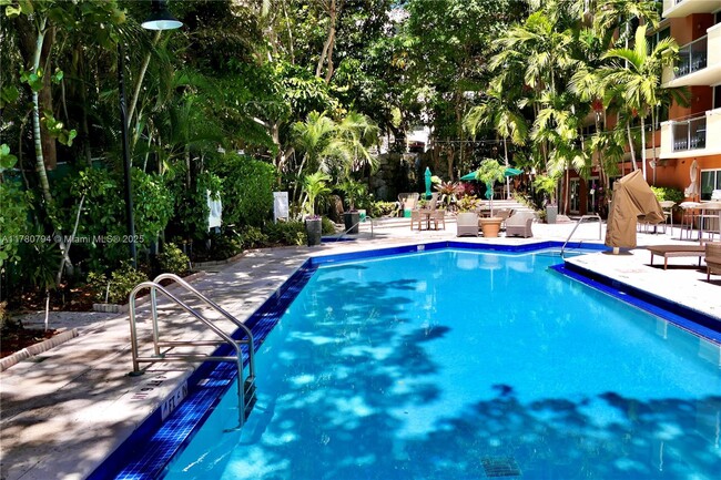 property at 2951 S Bayshore Dr