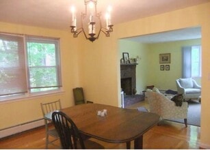 1185 Boylston St, Unit 2 in Newton, MA - Building Photo - Building Photo