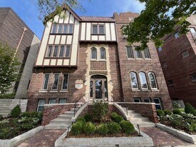 The Danbury in Shorewood, WI - Building Photo