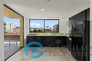 3771 Centre St in San Diego, CA - Building Photo