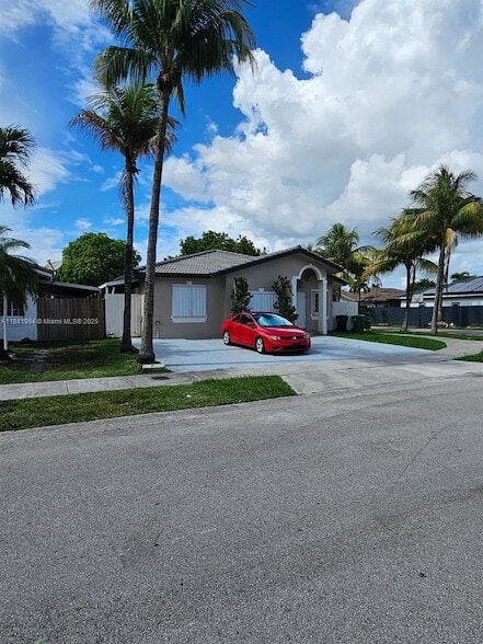 13941 SW 13th St in Miami, FL - Building Photo - Building Photo