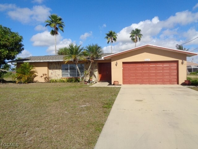 property at 905 SW 40th Terrace