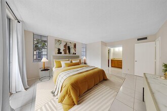 2601 S Palm Aire Dr in Pompano Beach, FL - Building Photo - Building Photo