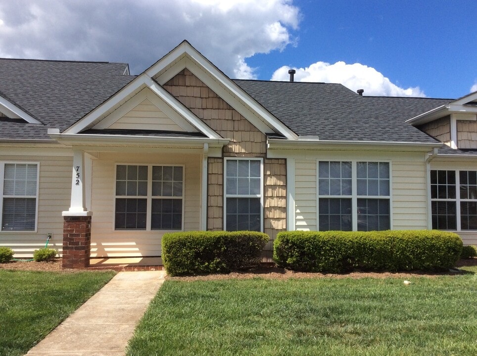 752 Sasha Ct in Rock Hill, SC - Building Photo