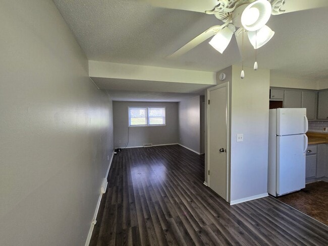 2618 Magnolia Dr in Bettendorf, IA - Building Photo - Building Photo