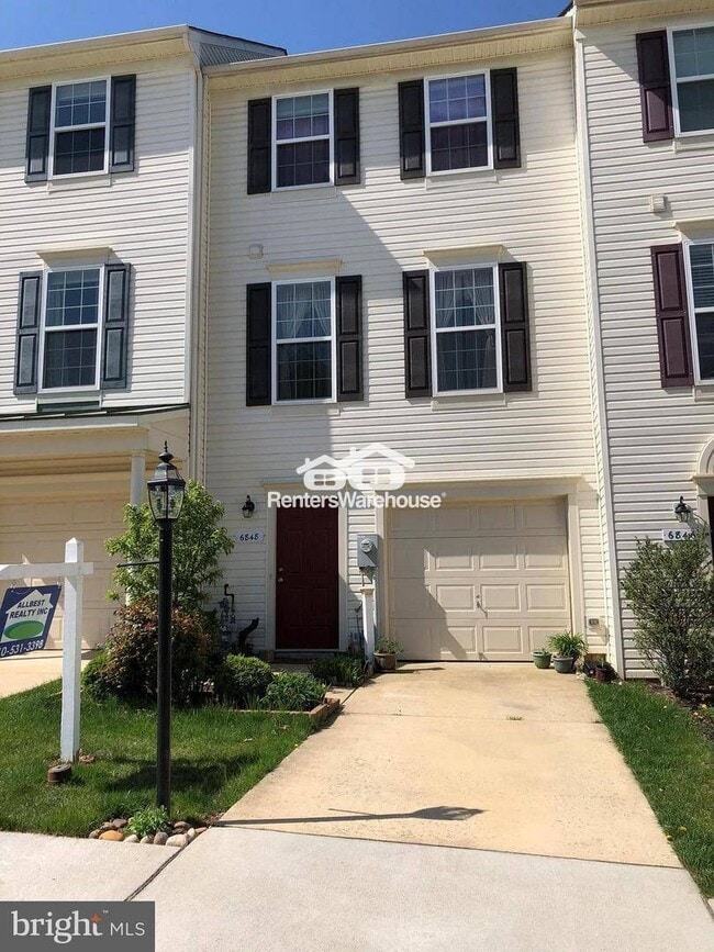 6848 Warfield St in Glen Burnie, MD - Building Photo - Building Photo