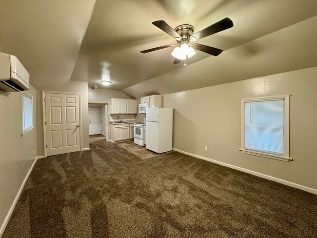 733 S Oliver Ave in Wichita, KS - Building Photo - Building Photo