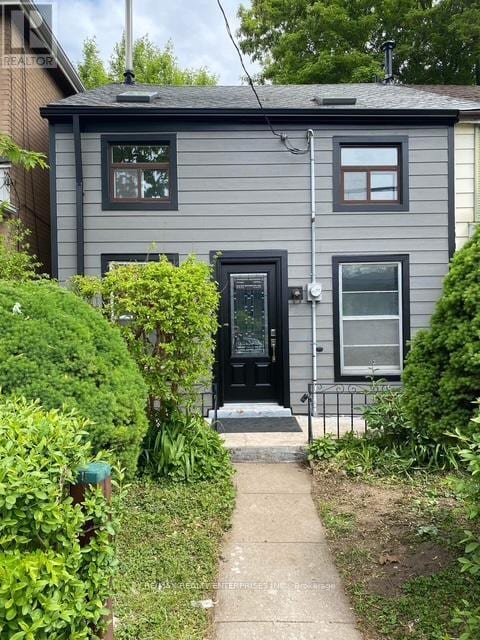 property at 396 MacNab St N
