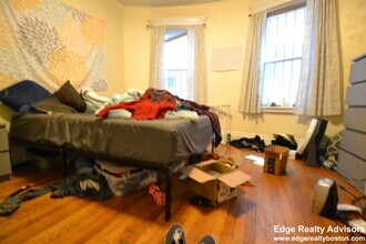 1719 Commonwealth Ave, Unit 1 in Boston, MA - Building Photo - Building Photo