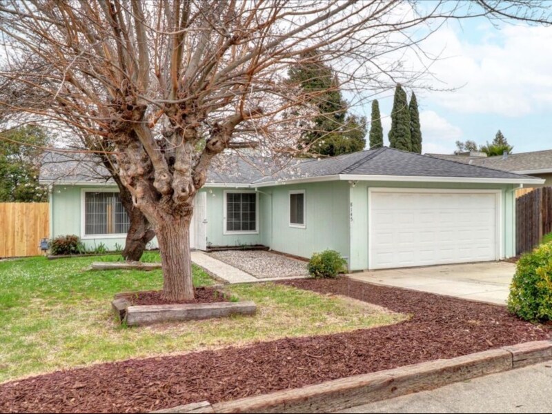 8145 Lin Oak Way, Unit 1 in Citrus Heights, CA - Building Photo