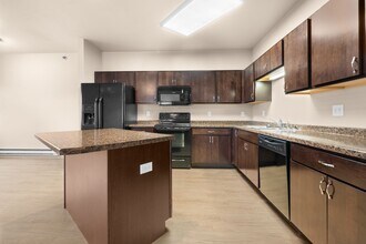 Stonebridge Villas in Minot, ND - Building Photo - Interior Photo