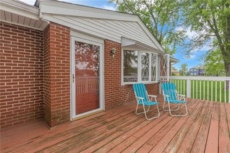 224 Shirley Dr in Monaca, PA - Building Photo - Building Photo