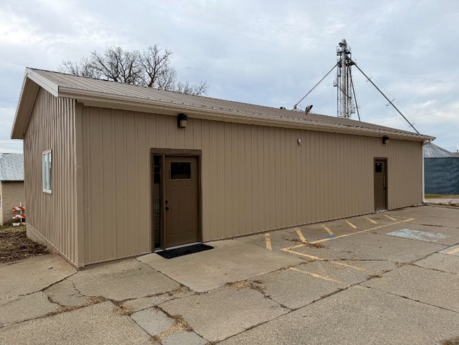 property at 401 3rd St