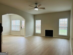 11 Rockcress Ct in Newnan, GA - Building Photo - Building Photo