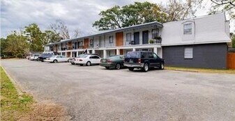 3171 Pleasant Valley Rd in Mobile, AL - Building Photo