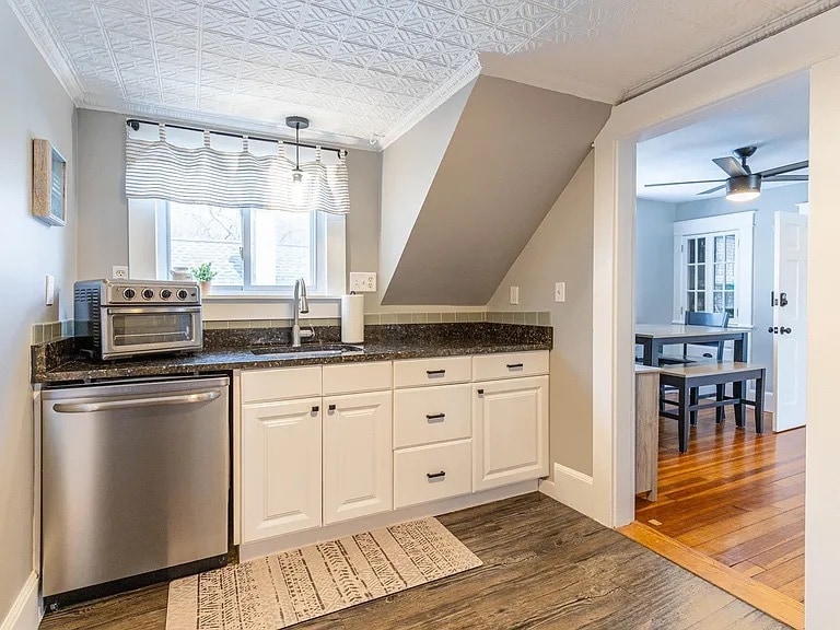 340 Harrison St, Unit Apt 1 in Manchester, NH - Foto de edificio