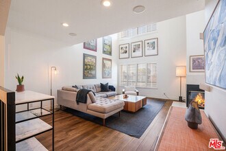 2808 Arizona Ave in Santa Monica, CA - Building Photo - Building Photo
