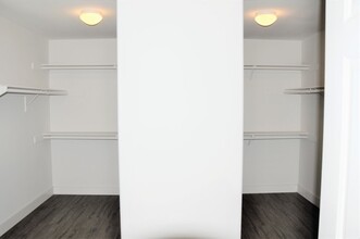 15655 Iron Spring Ln in Fontana, CA - Building Photo - Building Photo