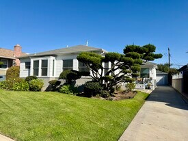 6122 S Fairfax Ave in Los Angeles, CA - Building Photo