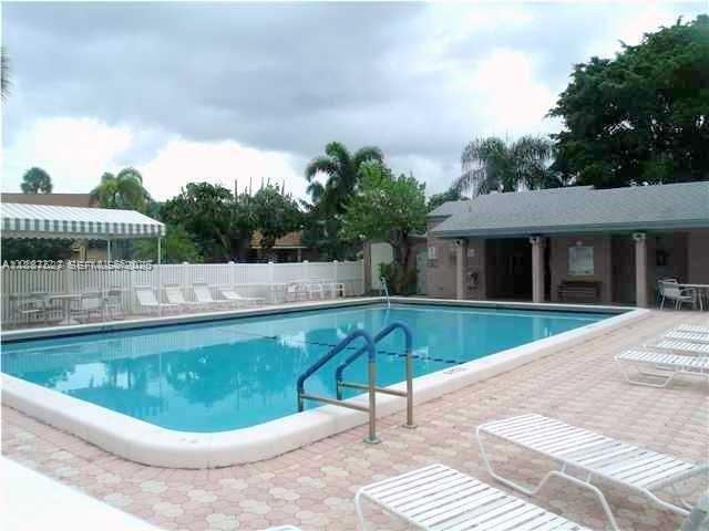 property at 3929 Carambola Cir N
