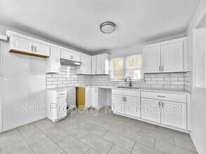 16007 East 35th St S in Independence, MO - Building Photo - Building Photo