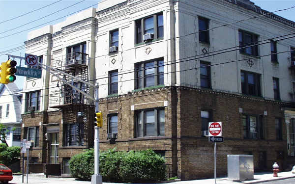 163-165 Baldwin Ave in Jersey City, NJ - Foto de edificio - Building Photo