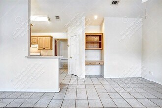 427 Lindsey St in San Marcos, TX - Building Photo - Building Photo