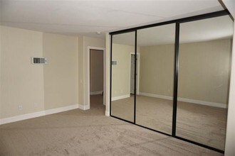 3167 Via Alicante-Unit -244 in San Diego, CA - Building Photo - Building Photo