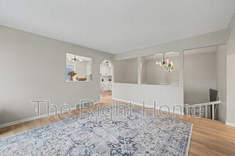 8617 S 143rd Ave in Omaha, NE - Building Photo - Building Photo