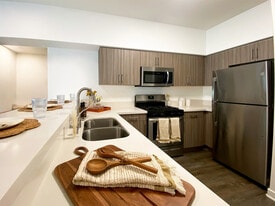 Rendezvous in Temecula, CA - Building Photo