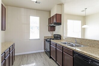 12338 Maura Lane in Houston, TX - Building Photo - Building Photo
