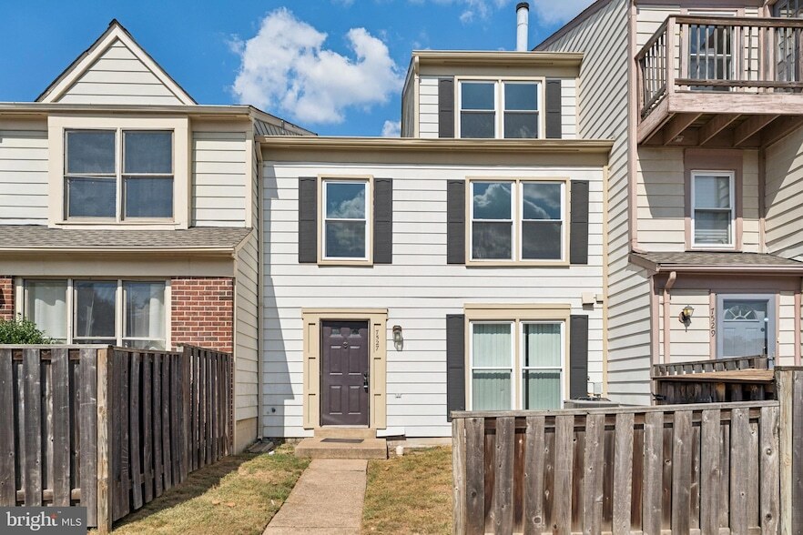 7527 Belle Grae Dr in Manassas, VA - Building Photo