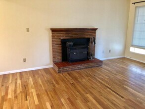 804 NE 123rd St in Seattle, WA - Building Photo - Building Photo