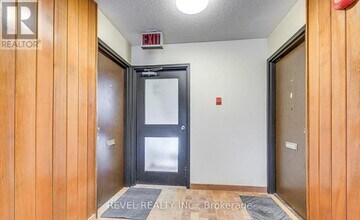 2035 South Millway in Mississauga, ON - Building Photo - Building Photo