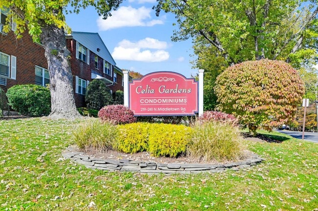 property at 237 N Middletown Rd
