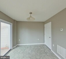 136 Checko Court in Martinsburg, WV - Building Photo