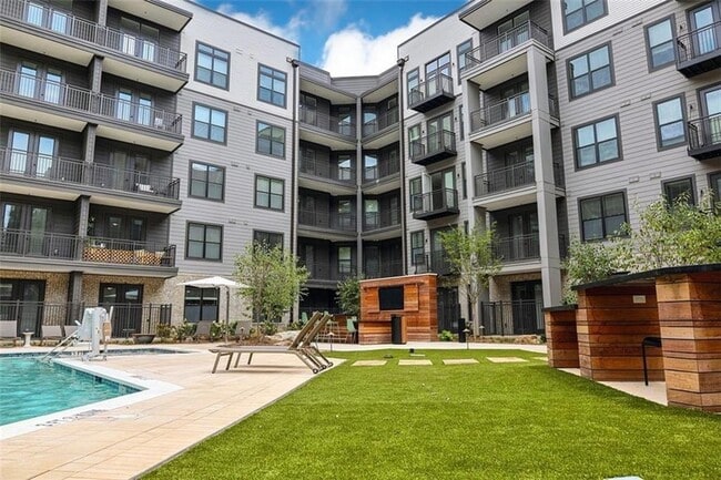 property at 1330 Fairmont Ave NW