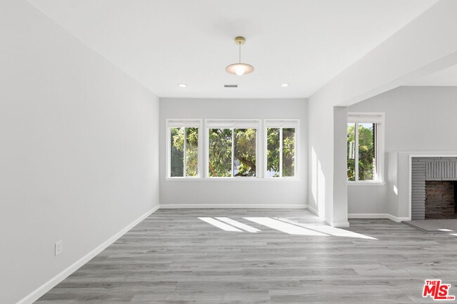 6314 Primrose Ave in Los Angeles, CA - Building Photo - Building Photo