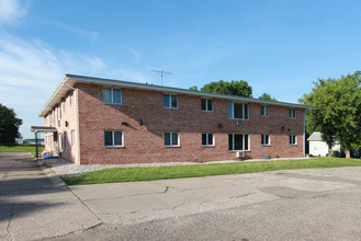 414 S Division St in Roberts, WI - Building Photo - Building Photo