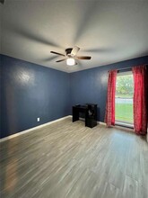 1000 Whippoorwill Ct in Arlington, TX - Foto de edificio - Building Photo