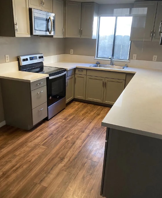 746 W Yosemite Ave in Merced, CA - Building Photo - Building Photo