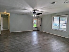 2805 S Bandera Dr in Wichita Falls, TX - Building Photo - Building Photo